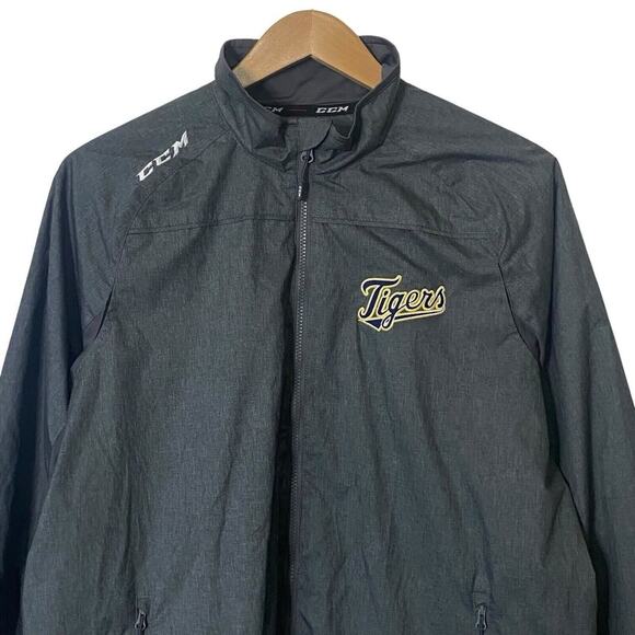 CCM Hockey Jacket Windbreaker Mens Large Tactical Cool Tigers Full Zip Gray - Picture 2 of 11